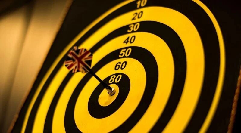 结肠癌患者问：化疗是口服药伤害小还是静脉伤害小？治疗效果哪个更好？